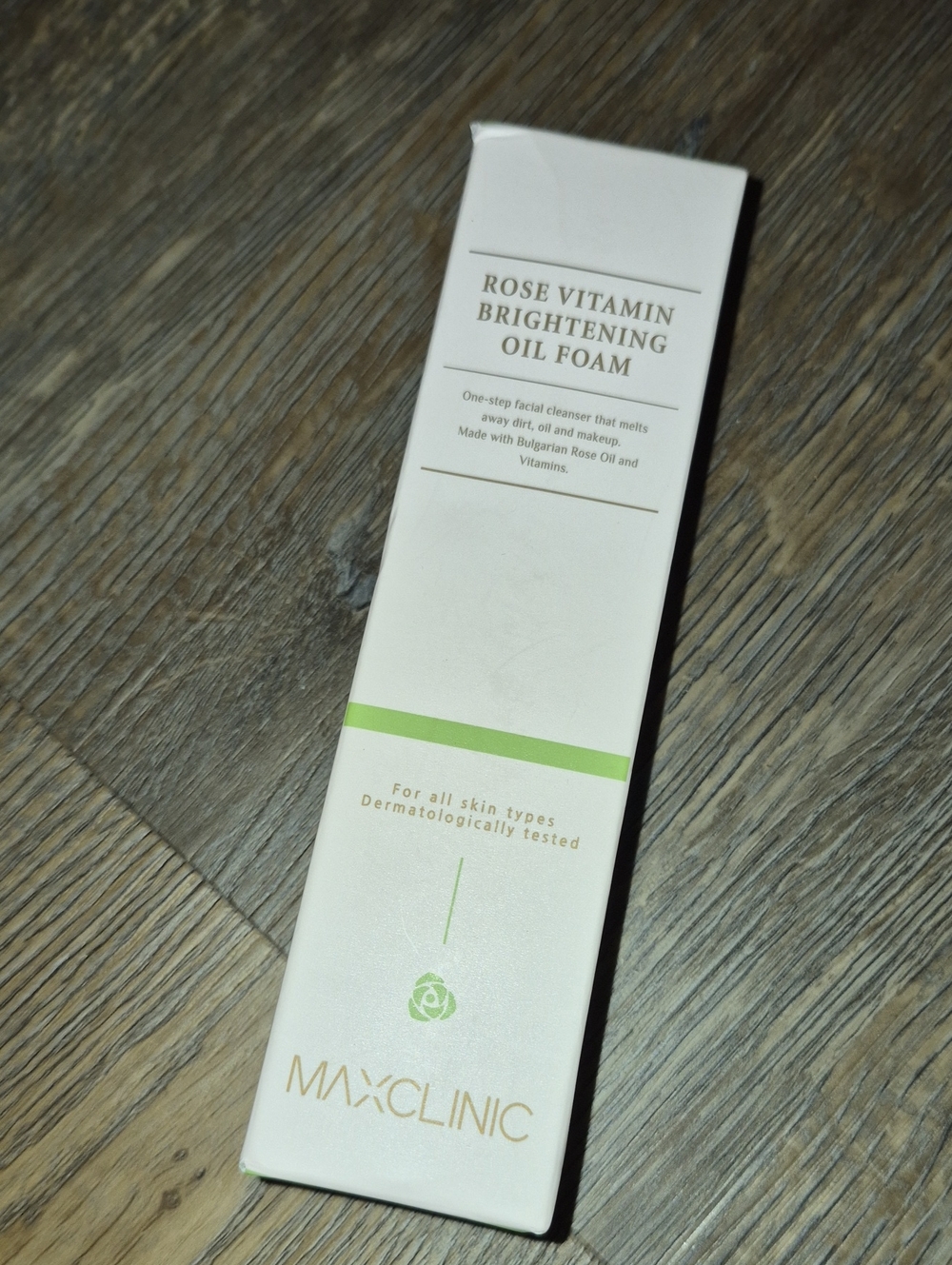 Rose Vitamin Brightening Oil Foam — Maxclinic New